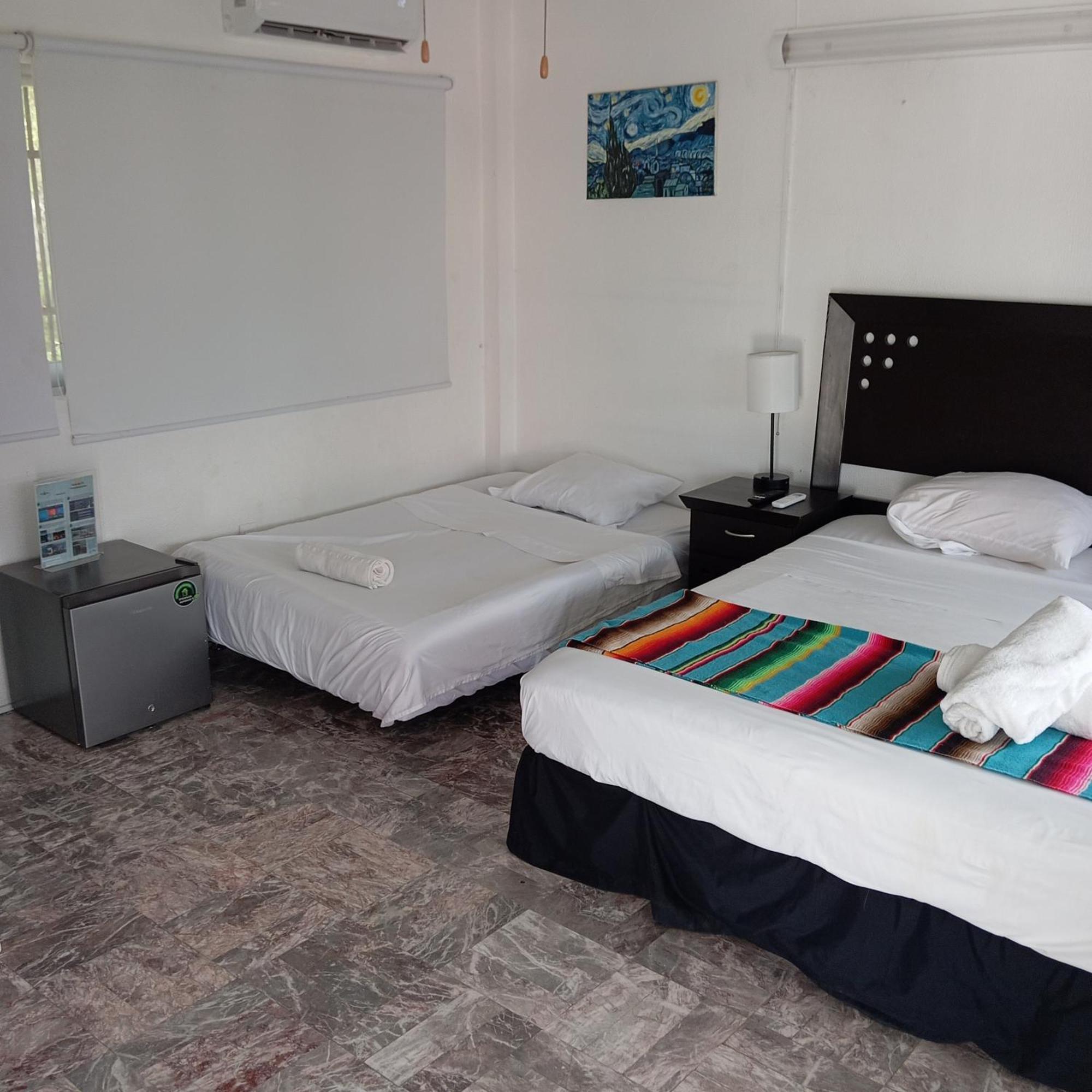 Casa Breizh Hotel Acapulco Buitenkant foto