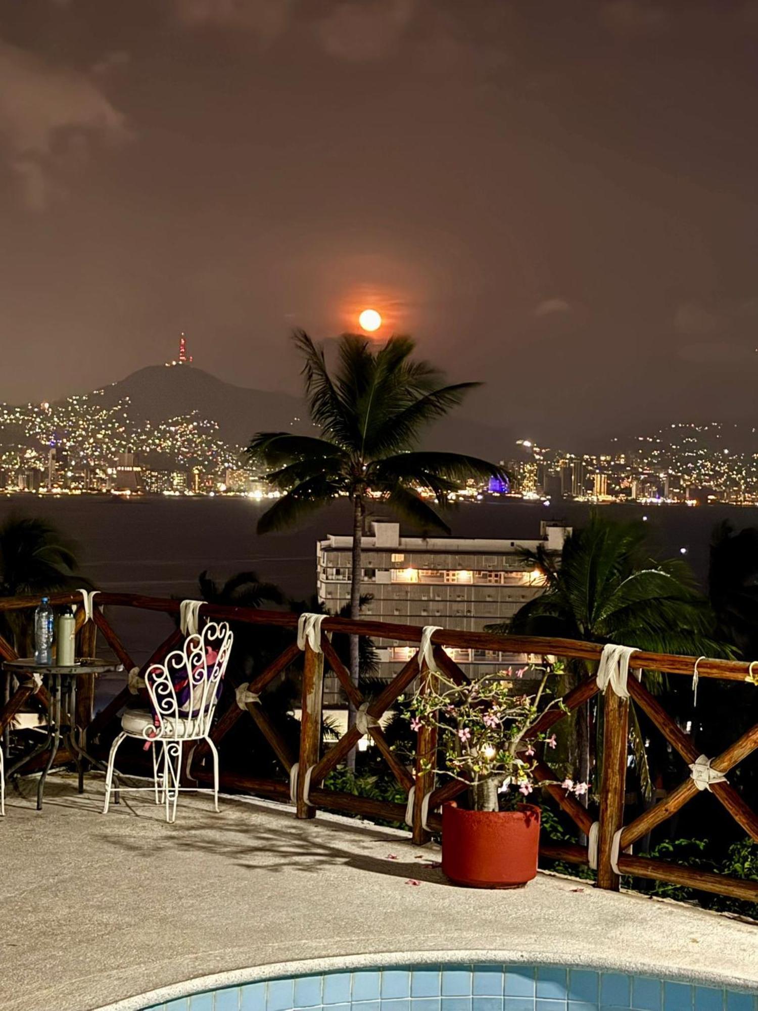 Casa Breizh Hotel Acapulco Buitenkant foto